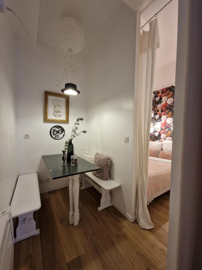 Alixe La Styliste Apartment Talence Bagian luar foto